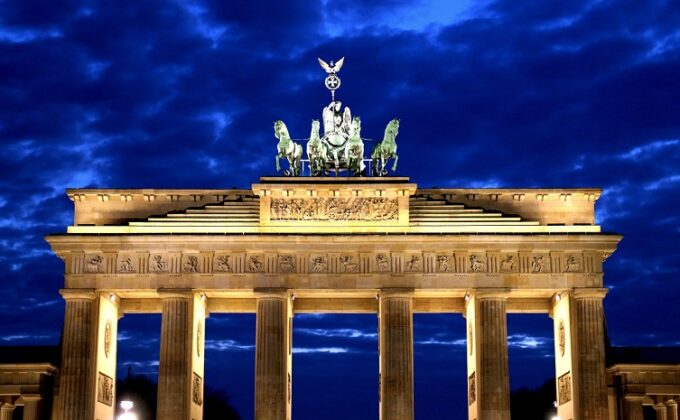 Brandenburg Gate at night|Brandenburg Gate at night|Brandenburg Gate at night