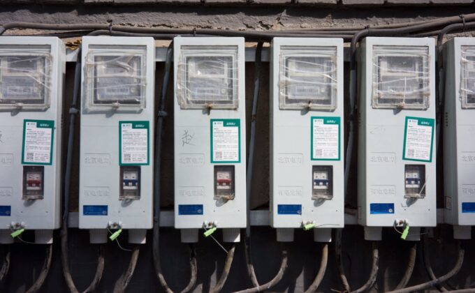 Smart electric meters in an alley in Beijing|The time of day when electricity is used can become increasingly important for reducing CO2 emissions bar graph|There is tremendous room for growth for deployment of time varying rates chart